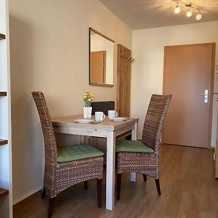 Apartament Yachthafenresidenz-wohnung-9303-887